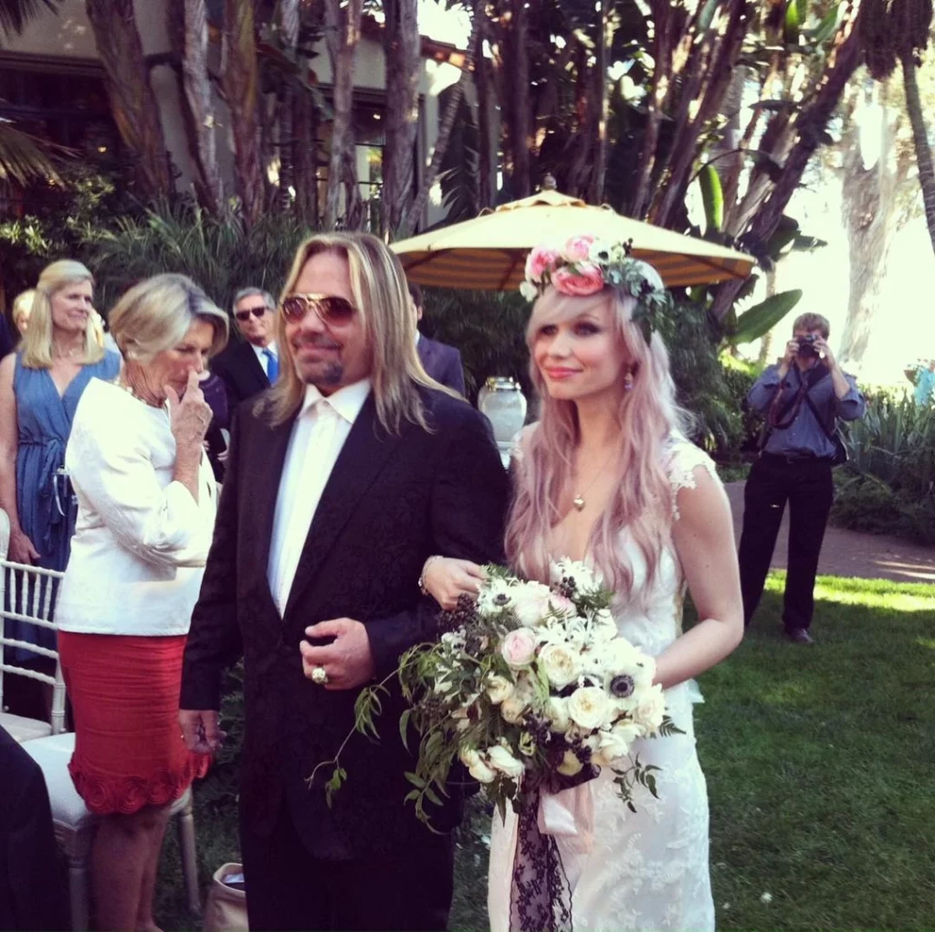 Elle-wither-father-Vince-Neil-in-her-wedding